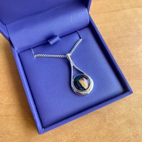 Heathergems Broan Short Pendant Necklace
