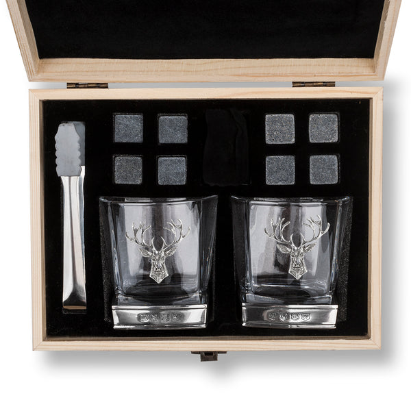 AE Williams Set of 2 Whisky Glasses with Whisky Stones Stag