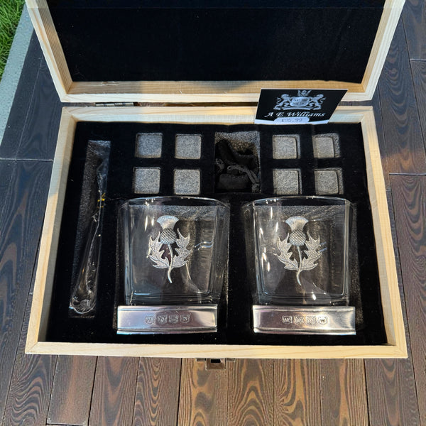 AE Williams Set of 2 Whisky Glasses with Whisky Stones Thistle