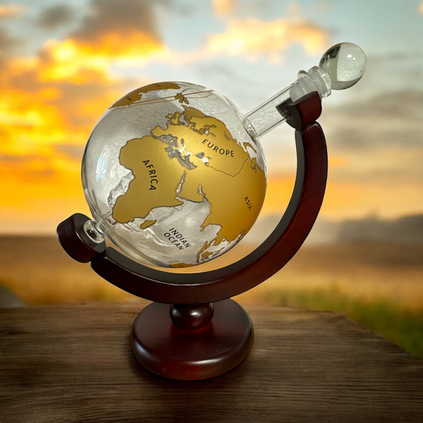 Globe decanter