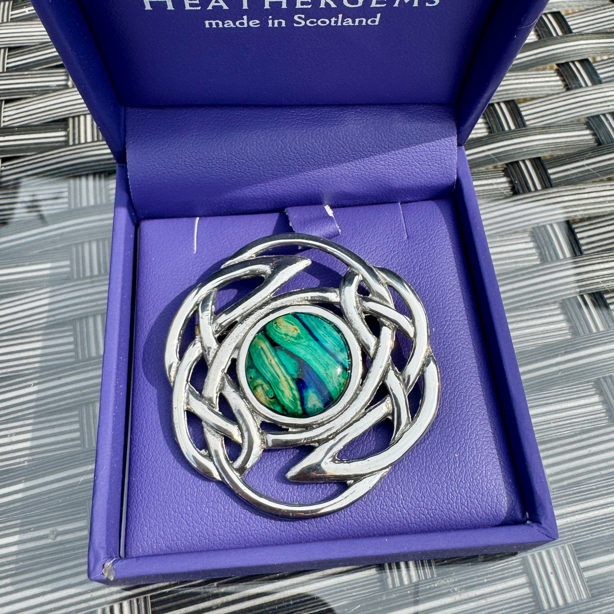 Heathergems Celtic Knot Brooch HB58