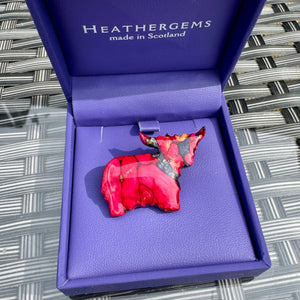 Heathergems Highland Cow Brooch HB22 Red