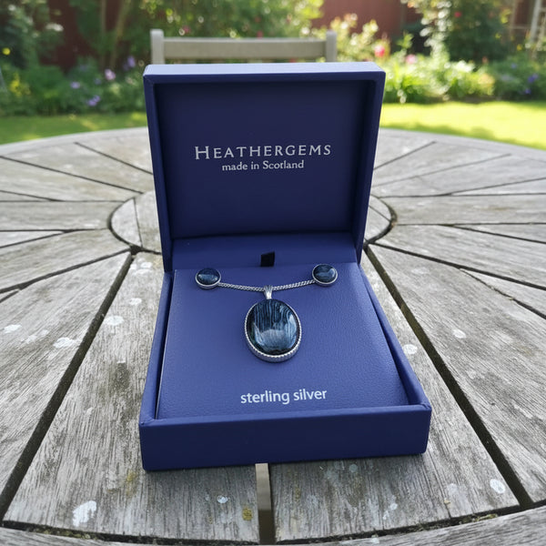 Heathergems Oval Pendant and Earring Set 