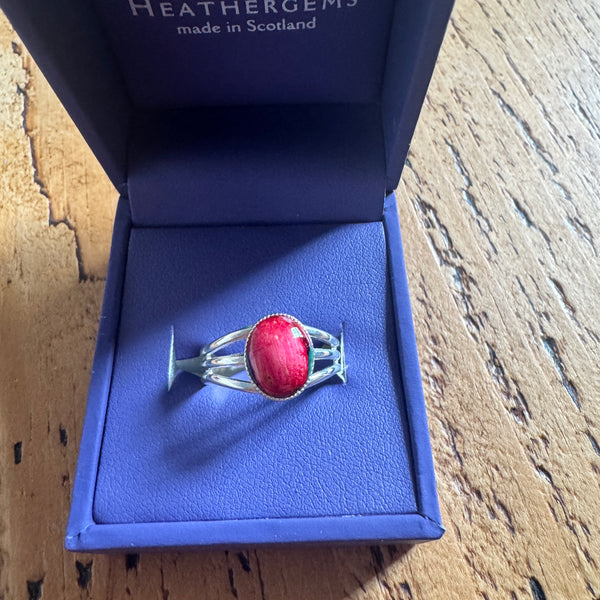 Heathergems Small Oval Ring HR3 Red