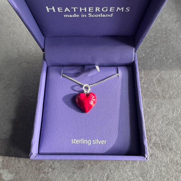 Heathergems Wee Heart Heather Pendant SP10 RED