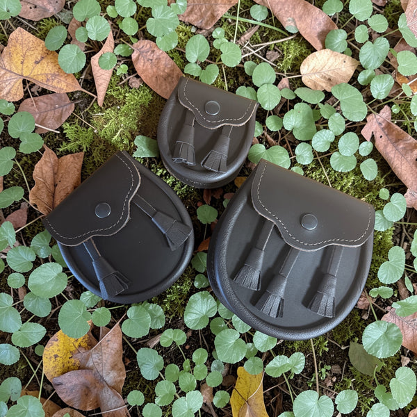 Junior all leather sporran