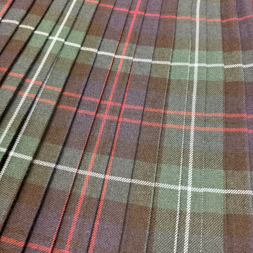 Mens Heavy Weight Wool Kilt in Heritage Tartan