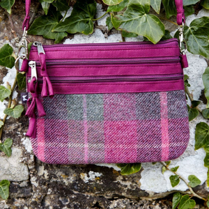Earth Squared Pouch Bag - Hawthorn